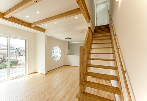 white × round window
